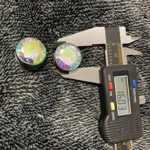 16MM / 5/8ths AB Crystal screw back plugs